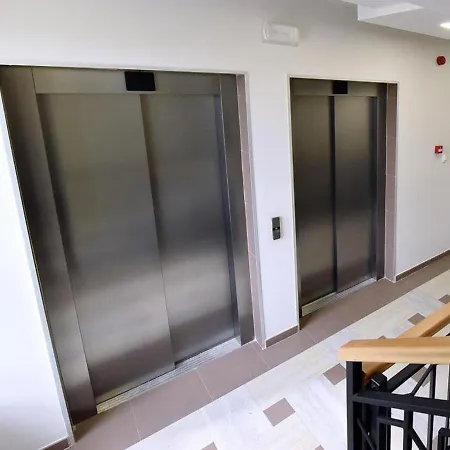 Wonderful Near Mall Подгориця